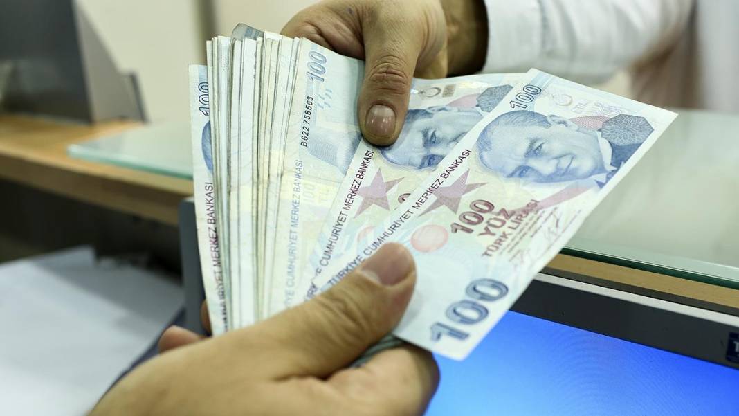 SGK'dan yeni düzenleme. 6 bin 500 lira ödenecek 8