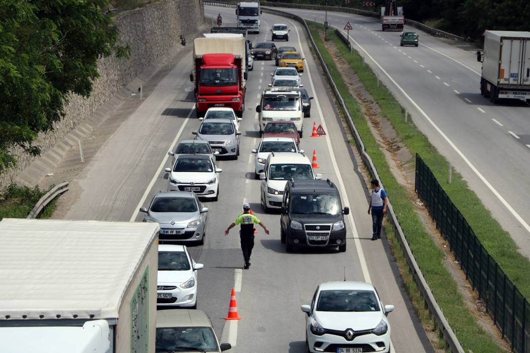 Araç sahipleri için yeni dönem: Plakalar teker teker sökülecek 12