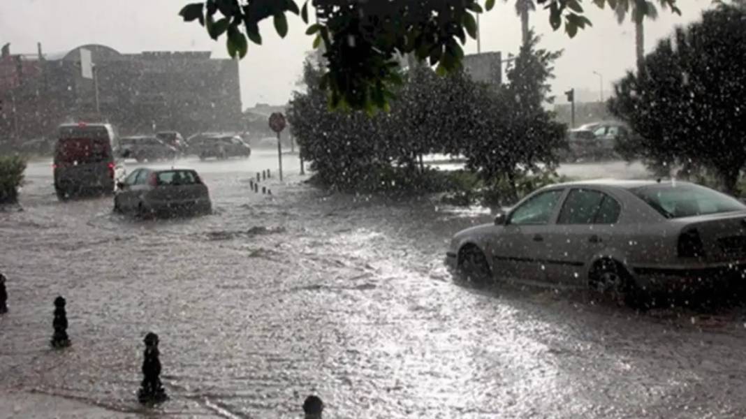 Meteoroloji il il uyardı... Gök gürültülü sağanak yağış geliyor 7