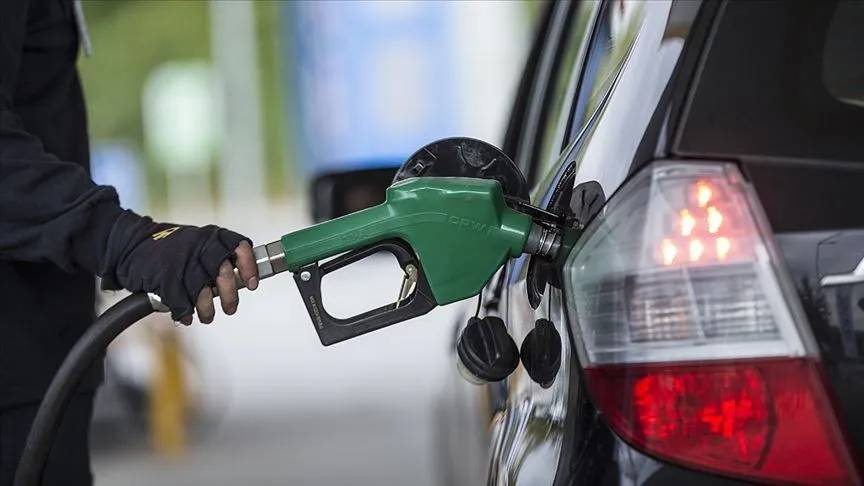 Benzine okkalı zam geliyor: Salı gününden itibaren geçerli olacak 1