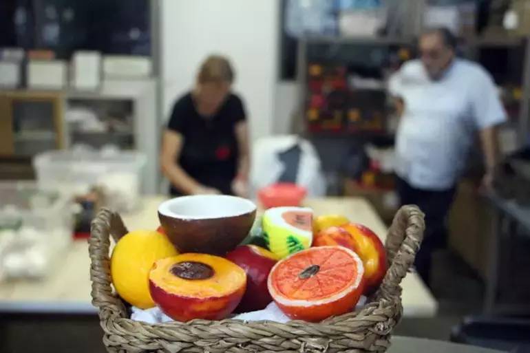 Her birini elleriyle üretip, Osmanlı geleneğini yaşatıyorlar 11