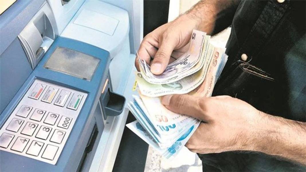 ATM'lerde yeni dönem: Para çekmek için artık bu belge zorunlu 2