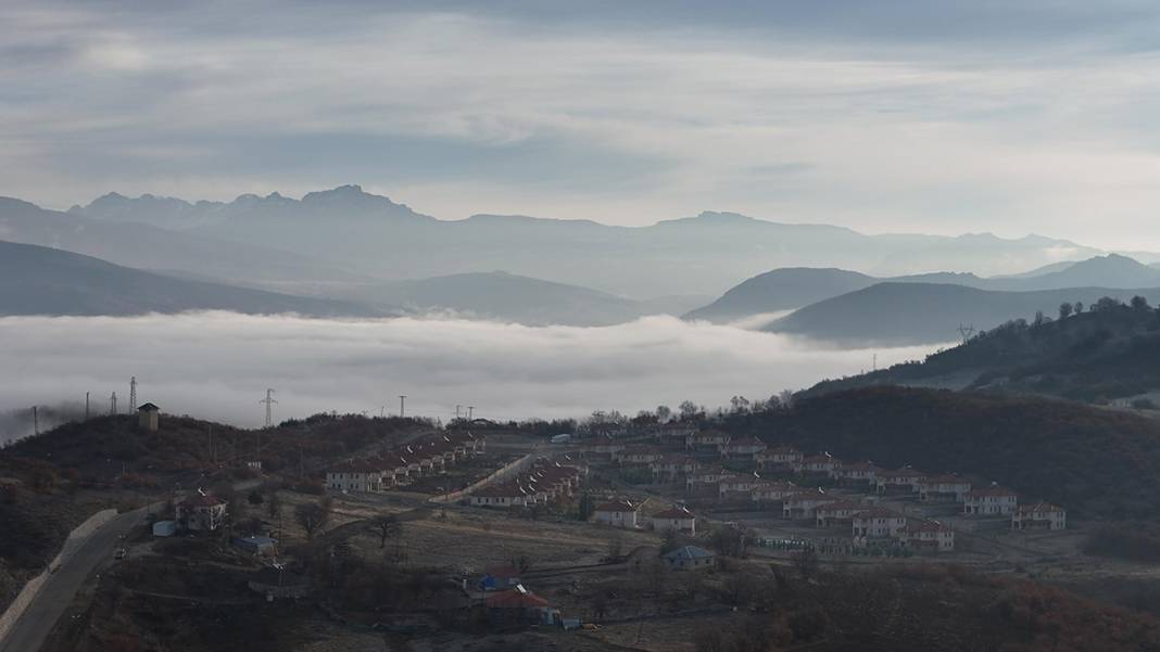 Tunceli'de etkili olan sisin güzelliği dronla görüntülendi 7