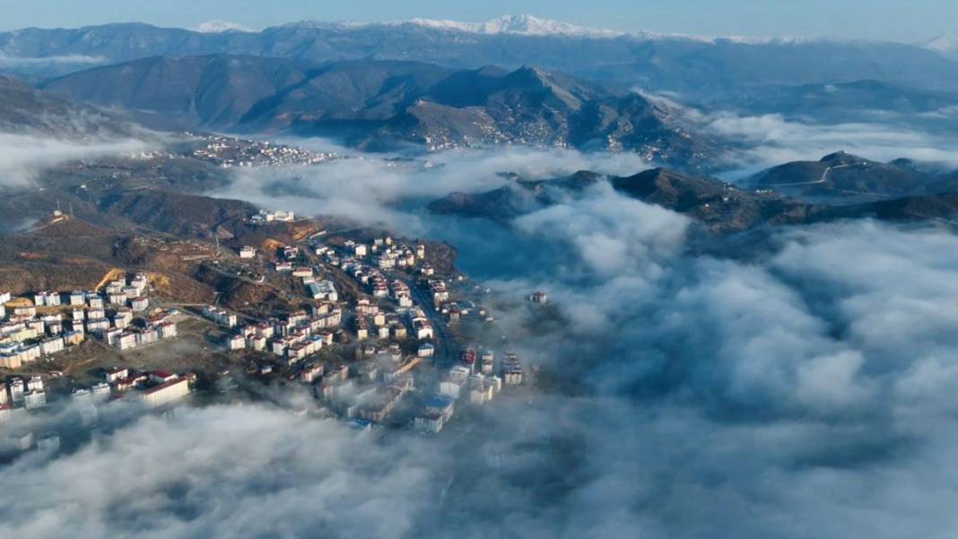 Tunceli'de etkili olan sisin güzelliği dronla görüntülendi 6