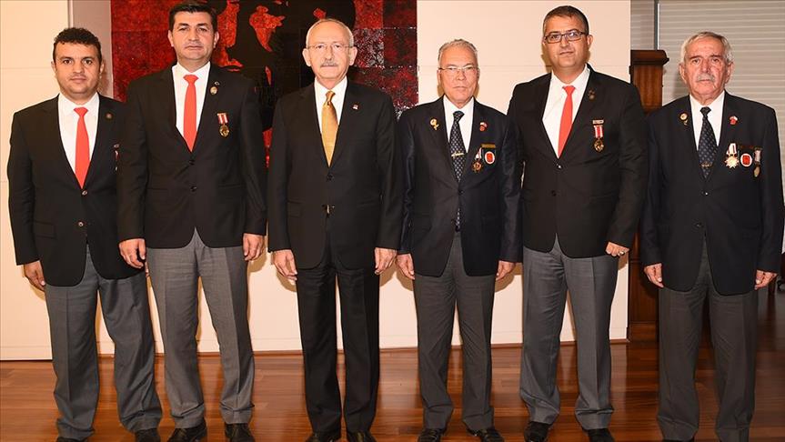 "Gazilerimiz bizim baş tacımızdır"