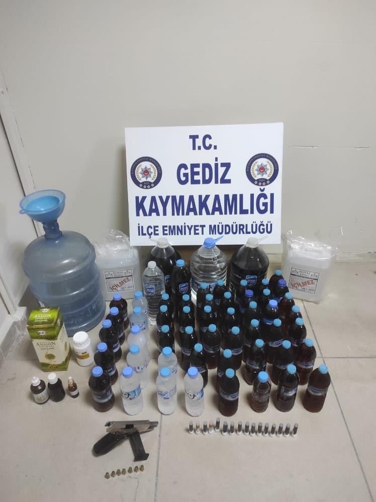Kütahya'da sahte alkol üretip sattığı iddia edilen kişi yakalandı
