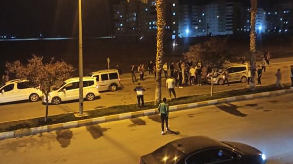 Mardin'de iki araç çarpıştı; 2 yaralı
