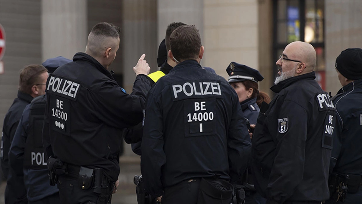 Almanya'da aşırı sağcı eyalet milletvekili gözaltına alındı