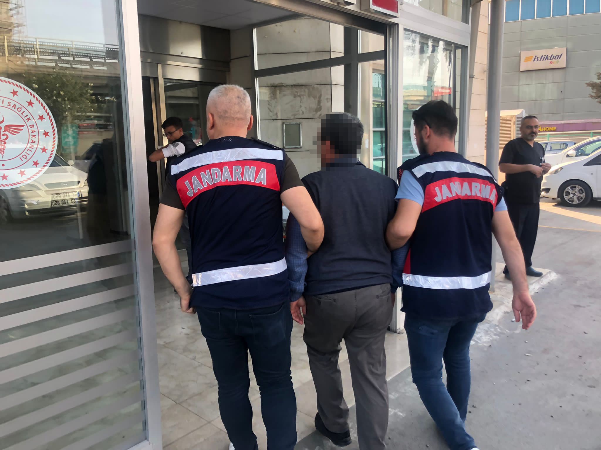 Şanlıurfa'da terör operasyonu: 3 gözaltı