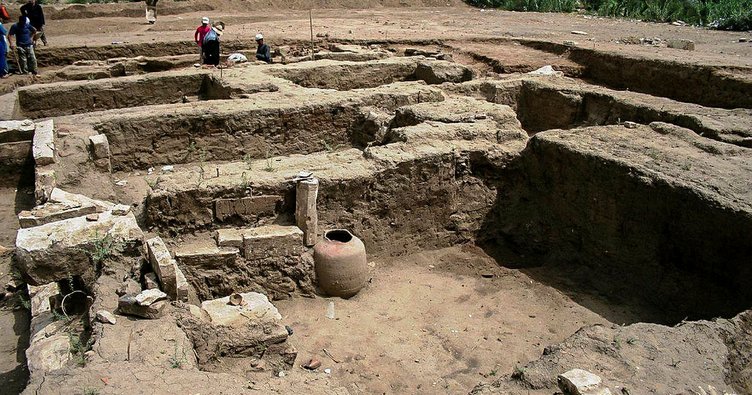 Kahire'de 2 bin yıllık tarihi kalıntı bulundu