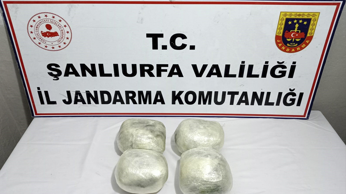 Yolcu otobüsünde 5 kilo esrar ele geçirildi