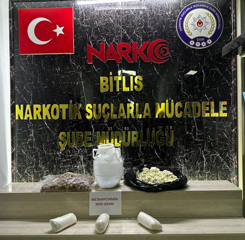 Bitlis’te 3 kilo 50 gram metamfetamin ele geçirildi