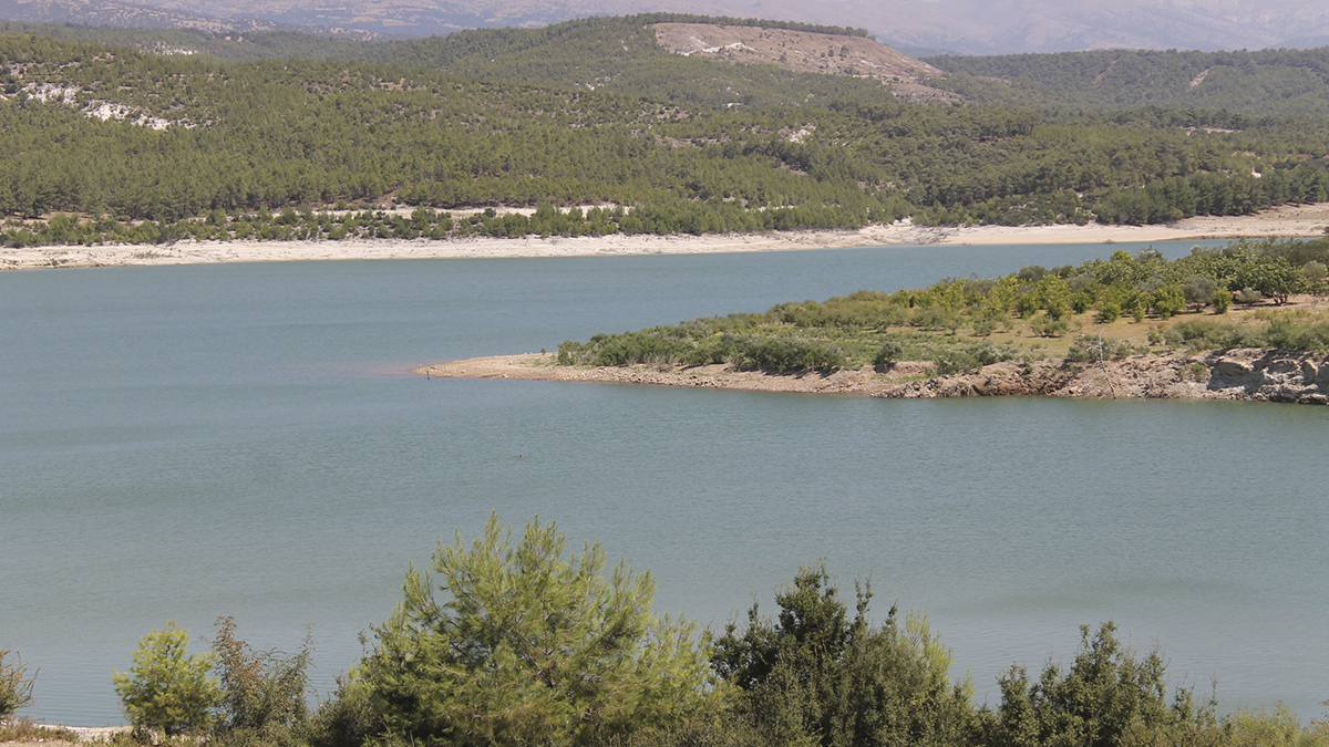 Karacasu Barajı’nda sular yüzde 35 azaldı