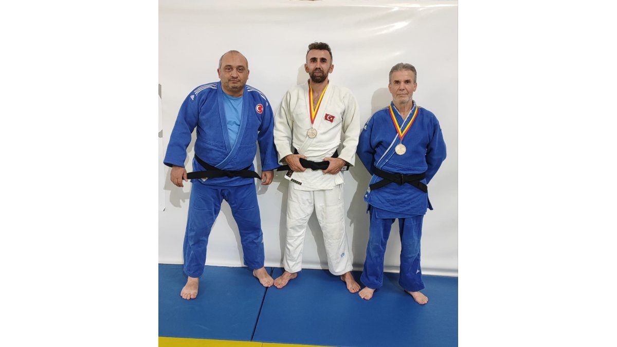Kıdemli judocular Balkan Şampiyonu oldu