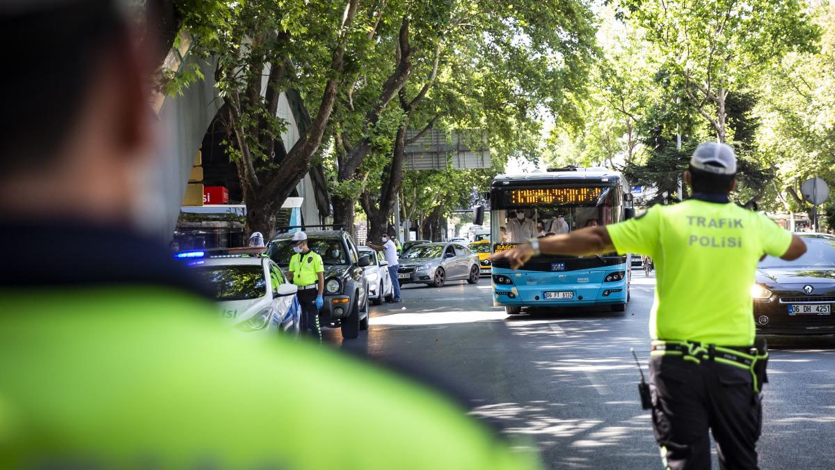 10 Kasım'da o yollar trafiğe kapatılacak