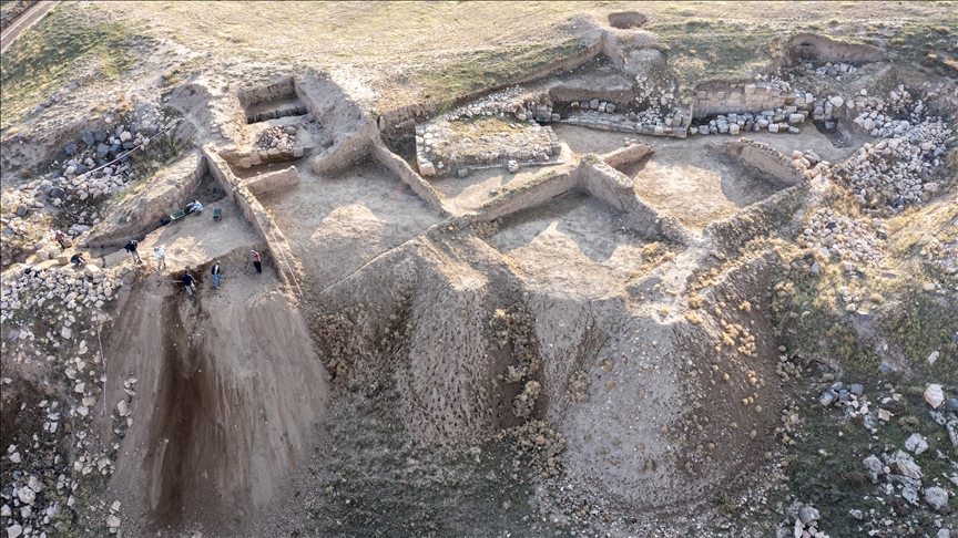 Van'daki ızgara planlı antik kentte yeni keşif