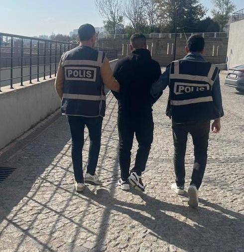 Elazığ’da 18 yıl kesinleşmiş hapis cezası olan zanlı tutuklandı