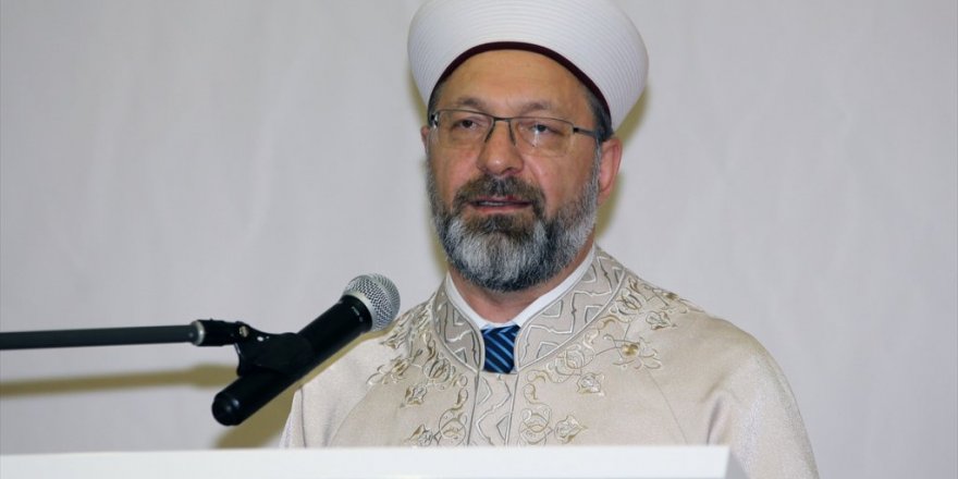 Diyanet İşleri Başkanı Erbaş'tan cemevine ziyaret