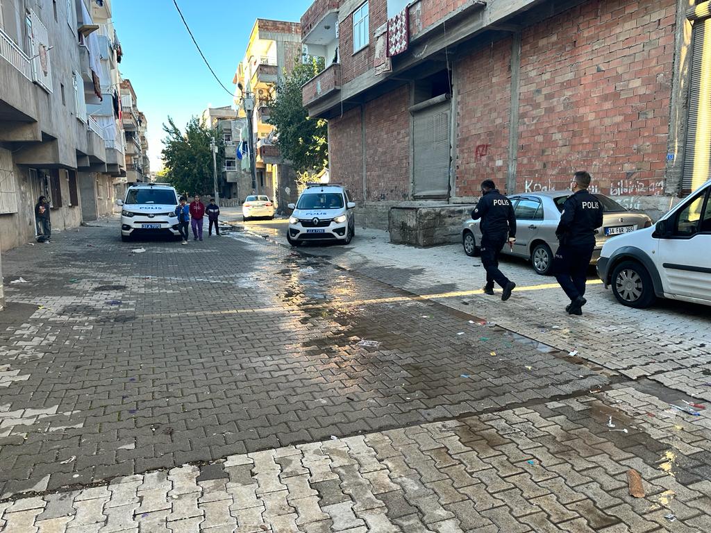 Diyarbakır’da silahla vurulan kız çocuğu ağır yaralandı