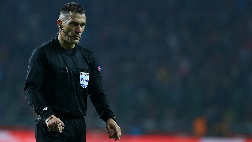 Hakem 2 penaltı sözü verdi