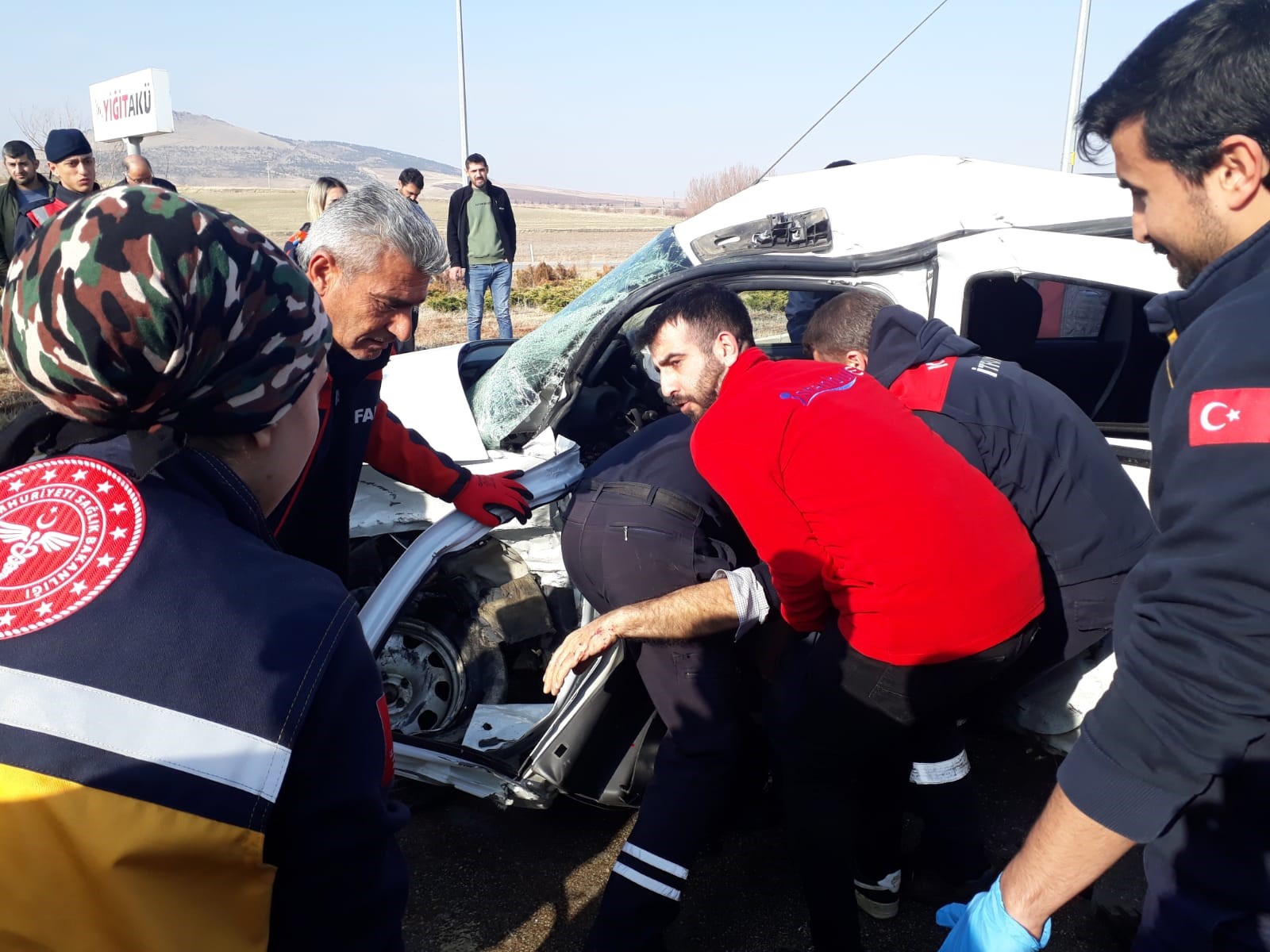 Kırşehir'de trafik kazası: 1 ölü, 1 yaralı