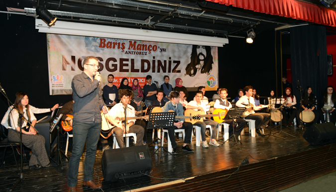 Tuzla’da Manço’nun  eserlerini seslendirdiler