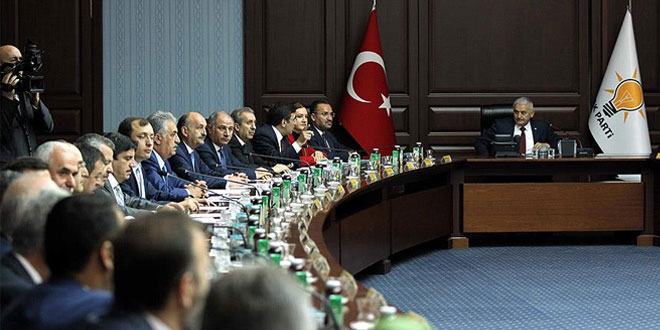 AK Parti MKYK sona erdi