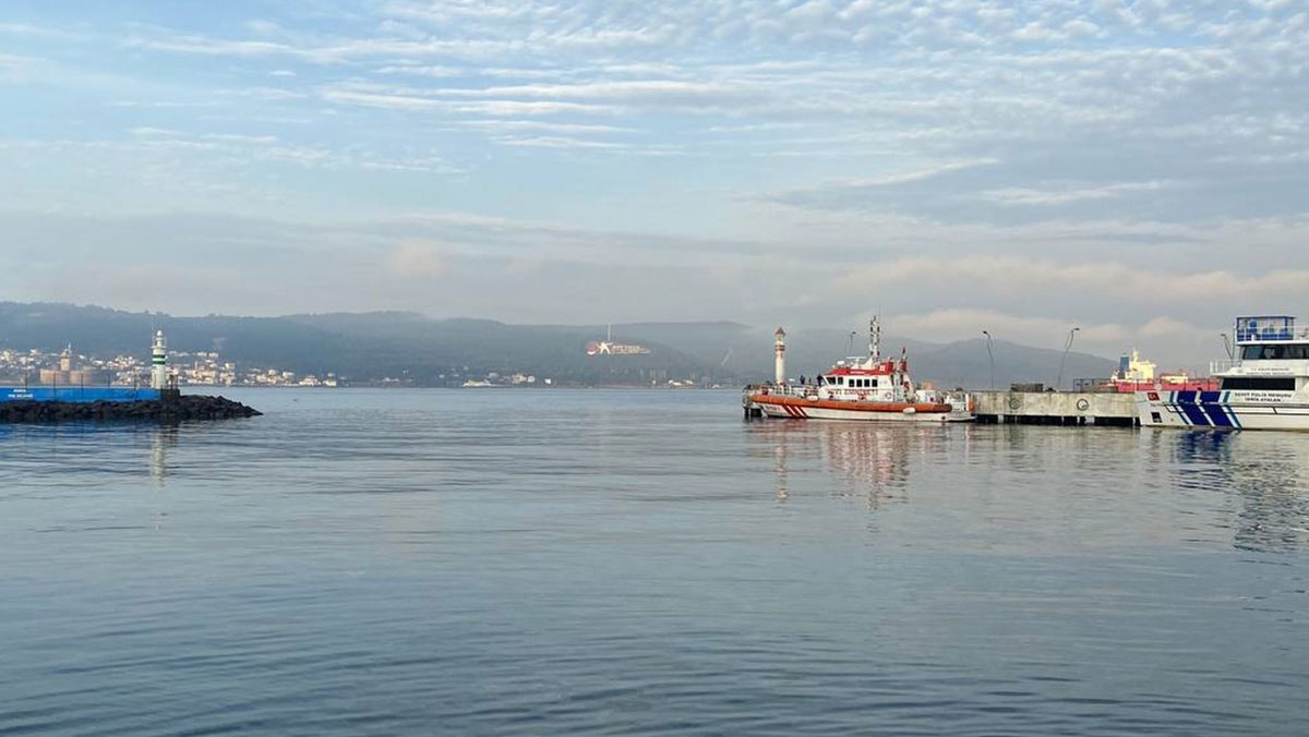 Çanakkale Boğazı gemi geçişlerine açıldı