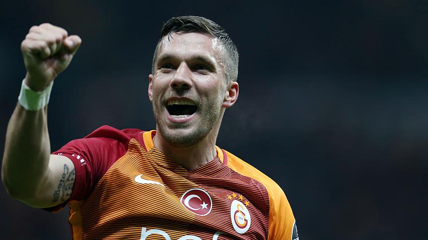 Podolski'den Galatasaray taraftarına mesaj
