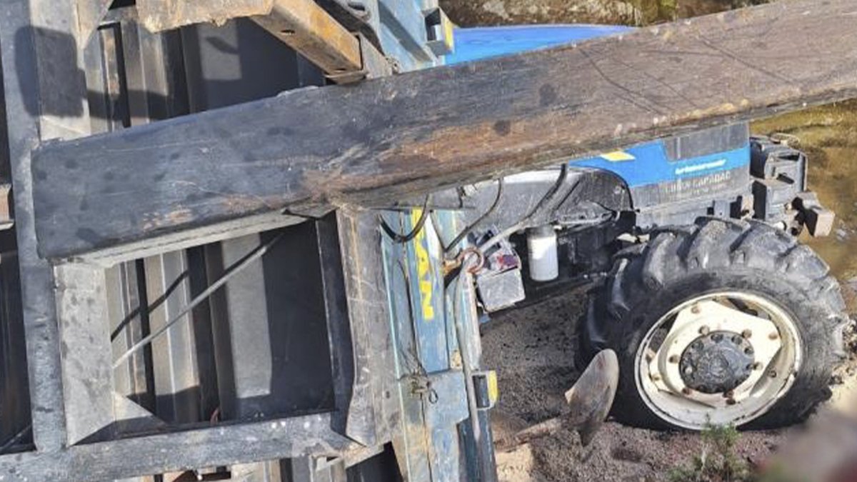 Aydın'da traktör altında kalan şahıs hayatını kaybetti