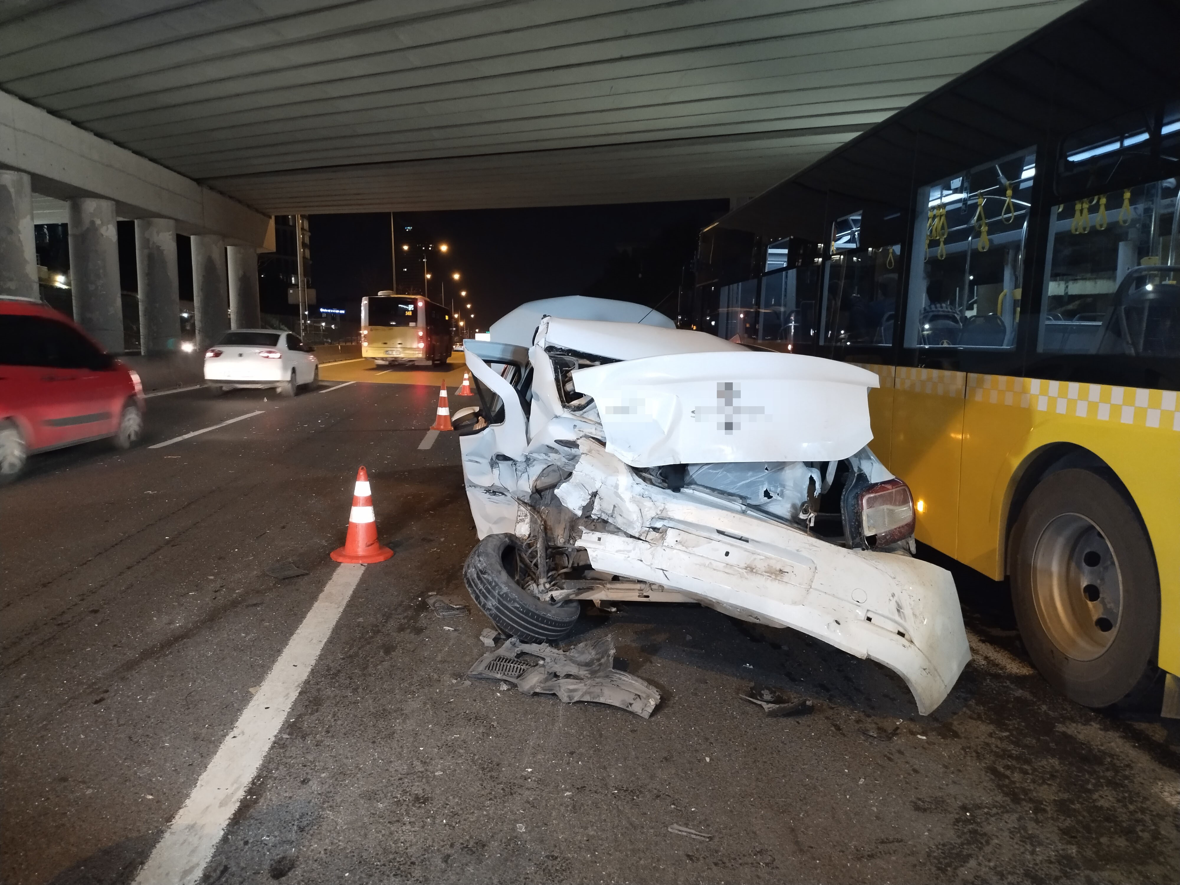 Kadıköy'de zincirleme kaza 5 Yaralı