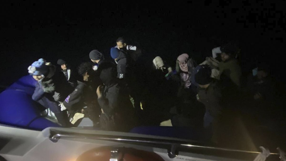 Muğla'da onlarca kaçak göçmen kurtarıldı