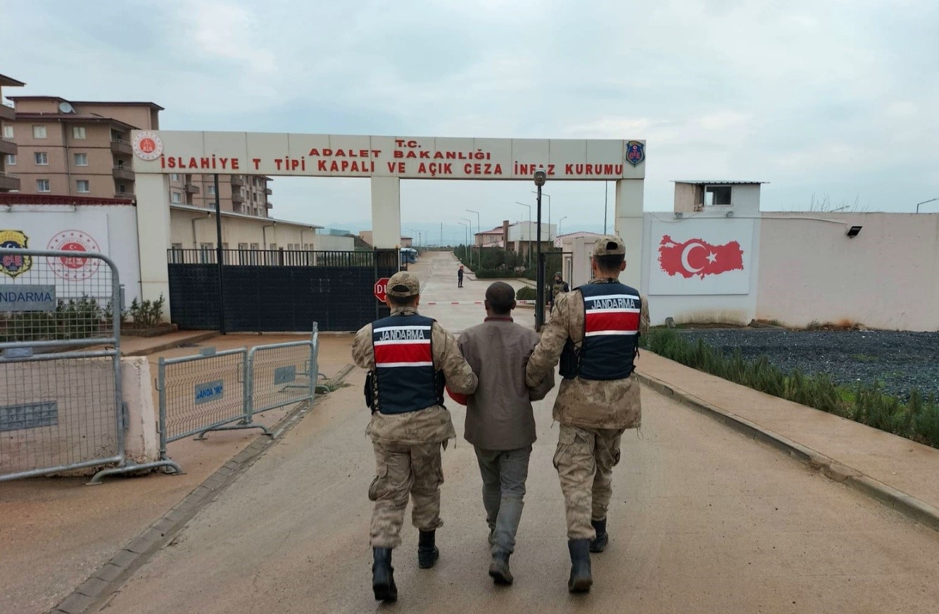 Jandarma ekiplerinden Gaziantep'te suç operasyonları