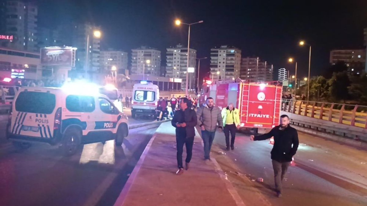 Mersin'deki  zincirleme kazada 2 kişi can verdi