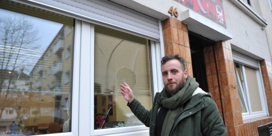 Almanya'da terör örgütü yandaşları TGB bürosuna saldırdı