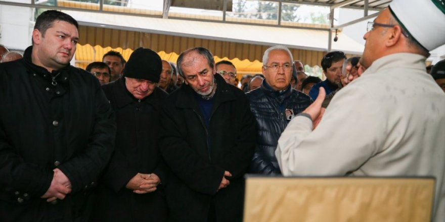 Ukrayna'da öldürülen tıp öğrencisi İzmir'de toprağa verildi