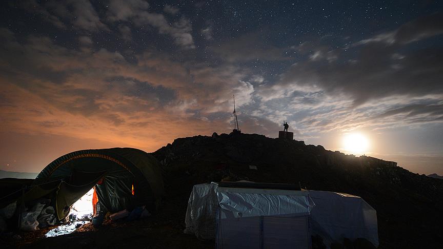 Mehmetçik destan yazıyor