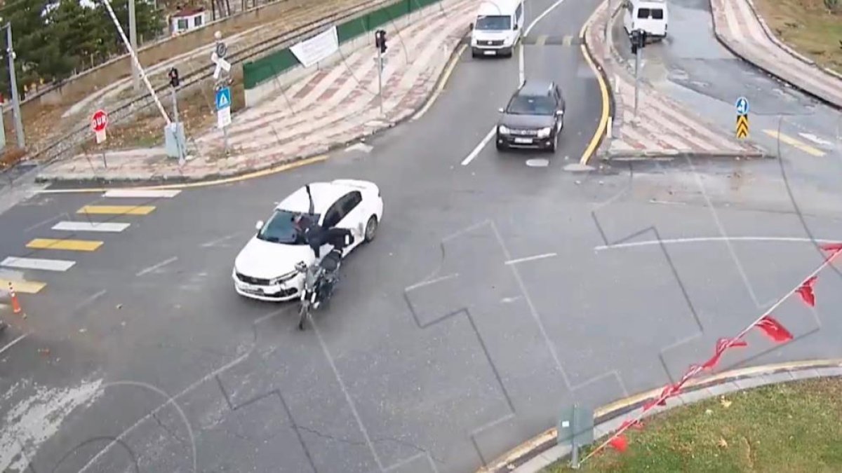Malatya’da sürücülerin dikkatsizliği kameralara yansıdı