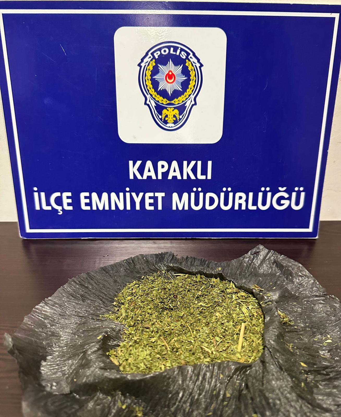Tekirdağ'da devriye gezen polis ekipleri uyuşturucu ele geçirdi