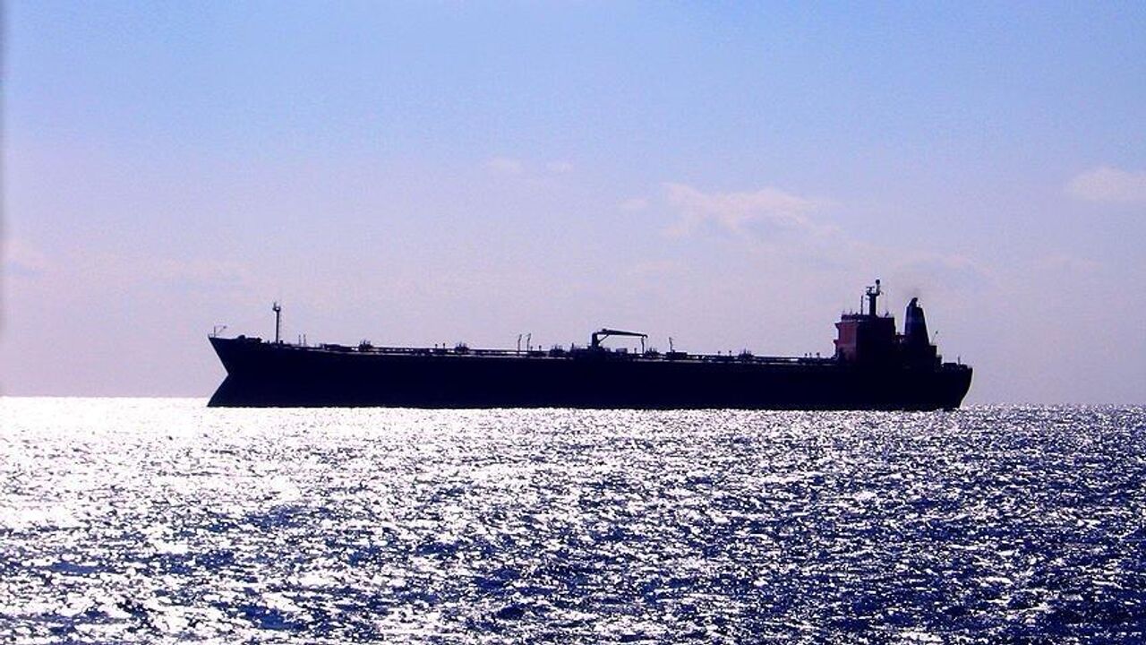 Son dakika... Türkiye'ye petrol taşıyan tanker kayboldu
