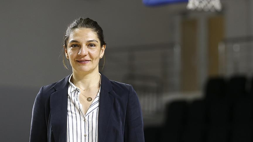 Nevriye Yılmaz'a milli görev