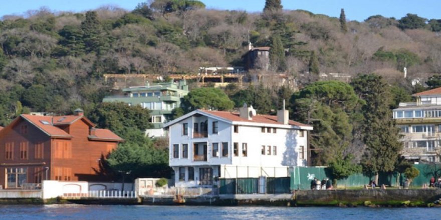 Boğaz’ın ‘Kedili Yalı’sı 95 milyon liraya satılıyor