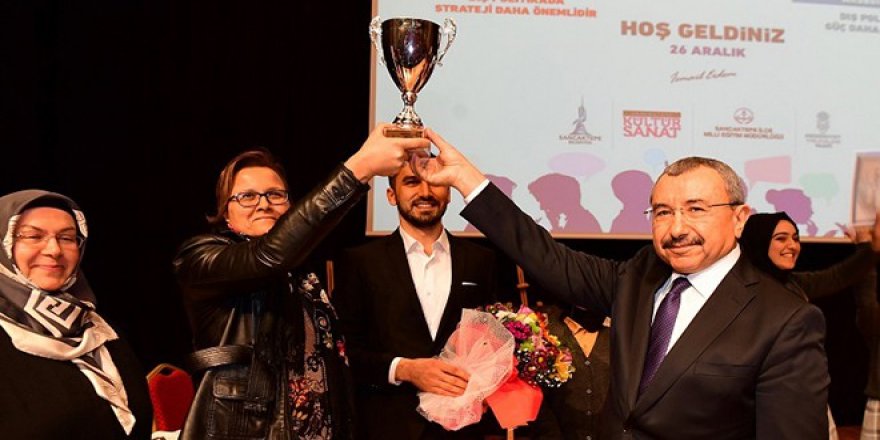 ‘Gençler buluşuyor fikirler yarışıyor’