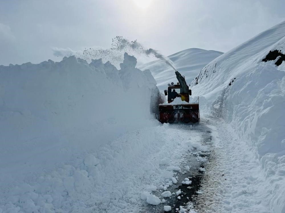 Meteorolojiden Şırnak ve Siirt için yoğun kar ve don uyarısı yapıldı