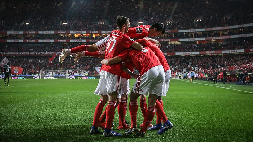 Benfica'dan 10 gollü galibiyet