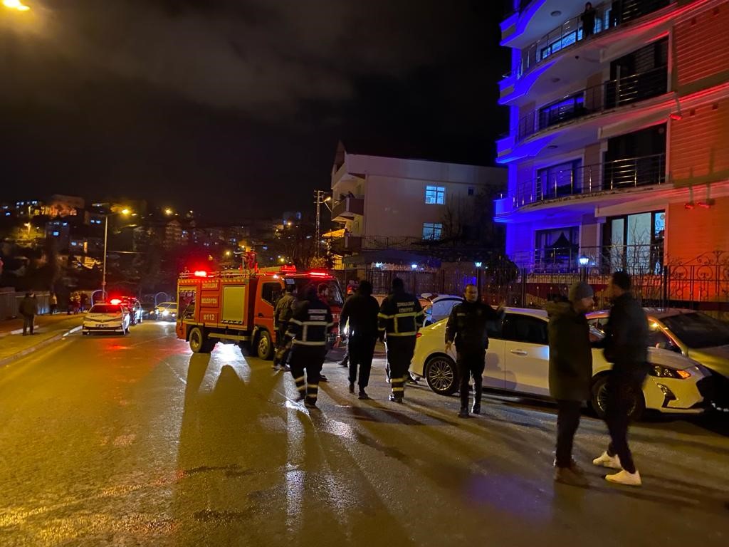 Zonguldak'ta iki otomobil çarpıştı