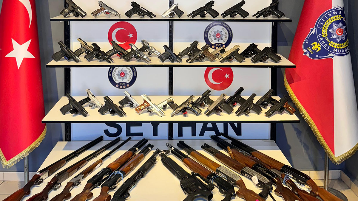 Adana'da 50 ruhsatsız silah ele geçirildi