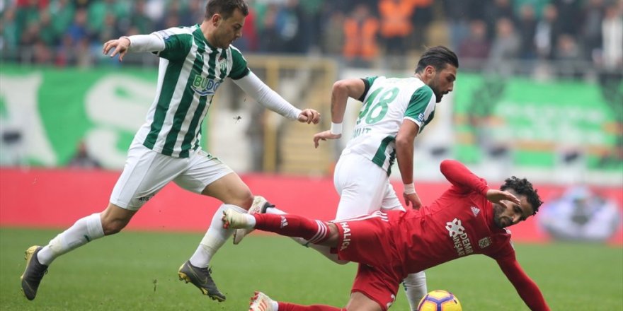 Bursa'da maç nefesleri kesti