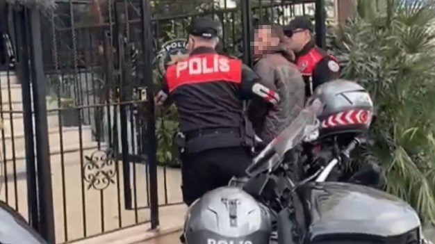 İzmir'de sıkı denetim '106 gözaltı'