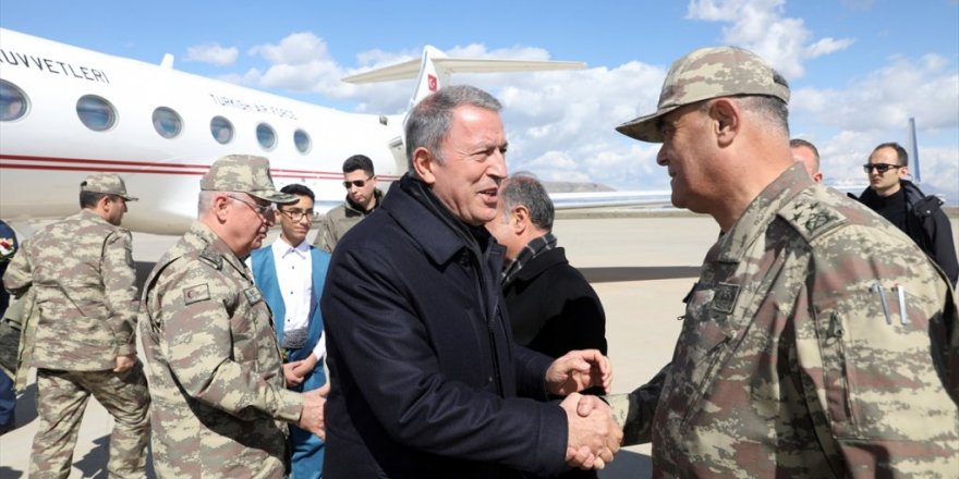 Akar ve TSK'nin komuta kademesi Şırnak'ta